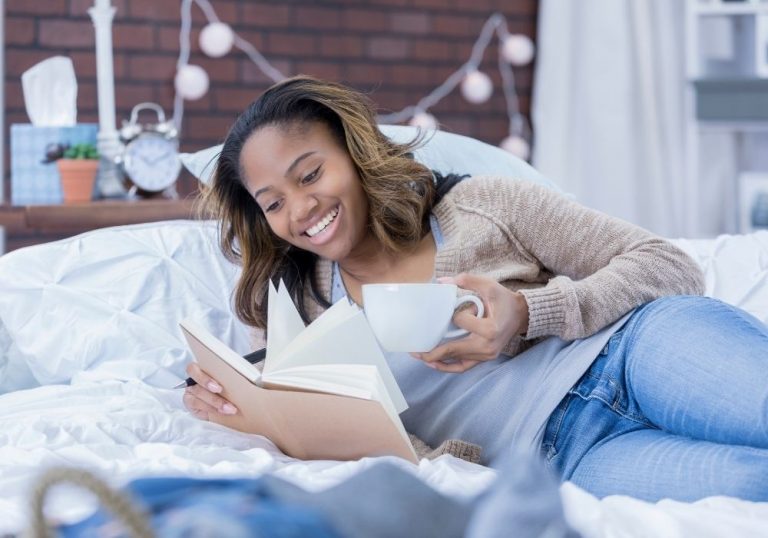 7 best books to manifest your dreams, desires, and wishes.